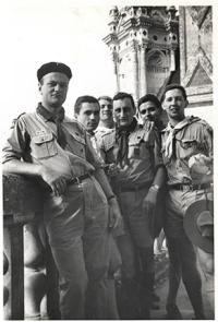 1965-Francia Castello di Chambord - Checco e i capi