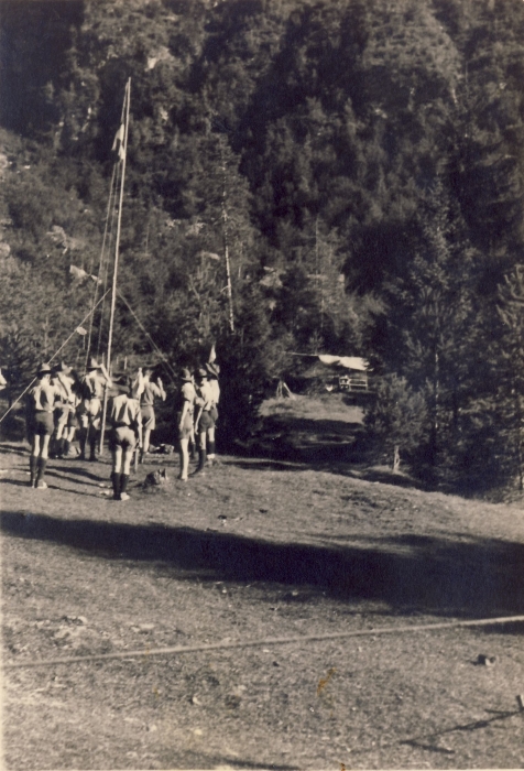 1957-rip-smdrovere-campo-arco-teso_taibon- alzabandiera.jpg