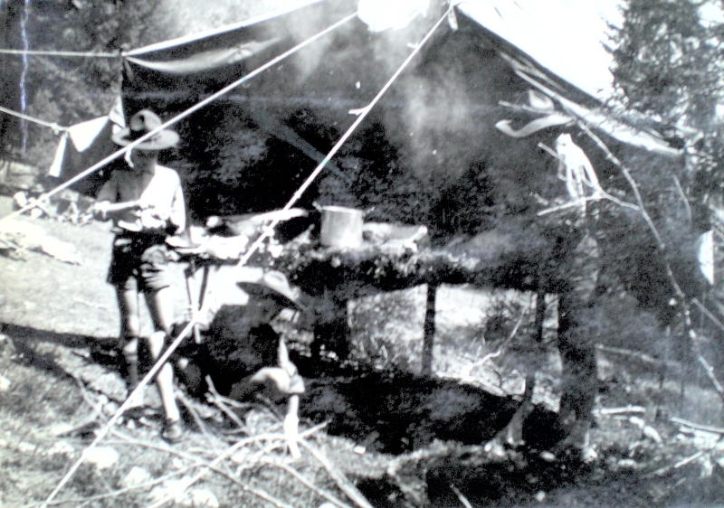1957-rip-smdrovere-campo-arco-teso_taibon-4-cucina-sq-castoro.jpg