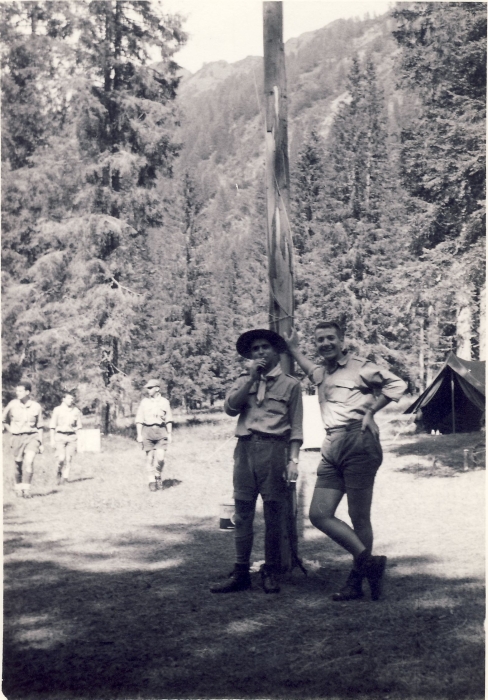 1963 Gares - Campo della sorgente- ripsPioX - staff capi_claudio e berto.jpg