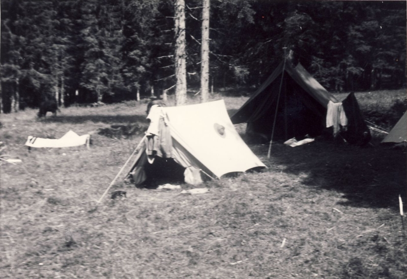 1963 Gares - Campo della sorgente- ripsPioX - tendina capo riparto.jpg