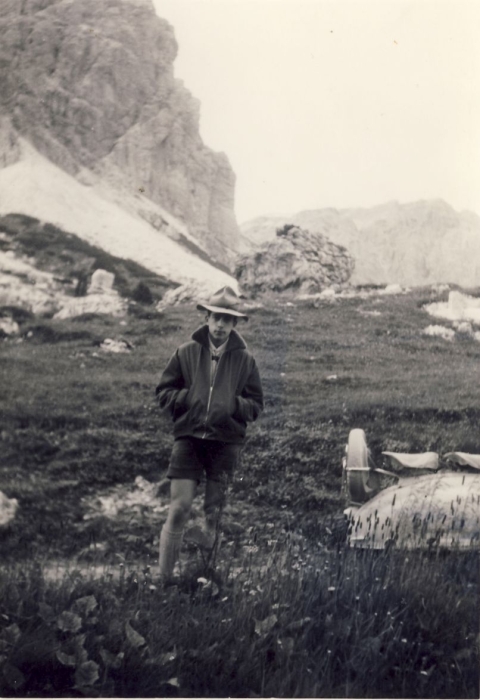 1966 campo alte cime - valgrande - rip sPioX -pPoli sul passo duran con don pio per visita campo guide.jpg