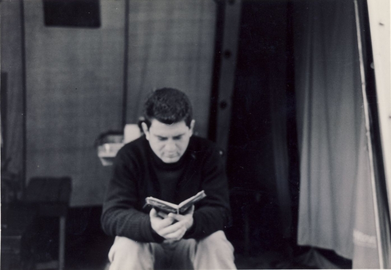 1967_rip sPioX - campo 5 frecce -vigo-laggio-don pio in meditazionie_1.jpg