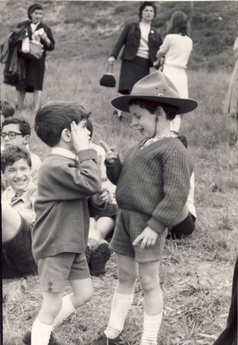 1968 sGiorgio a Ogliano di Conegliano -genitori in visita-Andrea marcon e mariano comunello_1.jpg