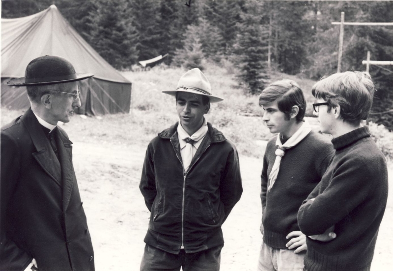 1968 rip s pioX-campo fuochi lontani -alberghi di collalto-visita vescovo mistrorigo_4.jpg