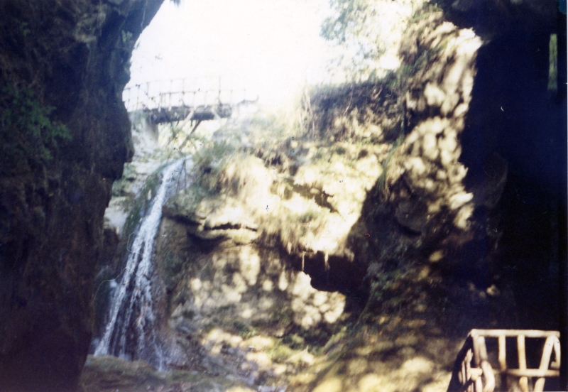 1971 rip s pioX Uscita grotte calieron_7.jpg