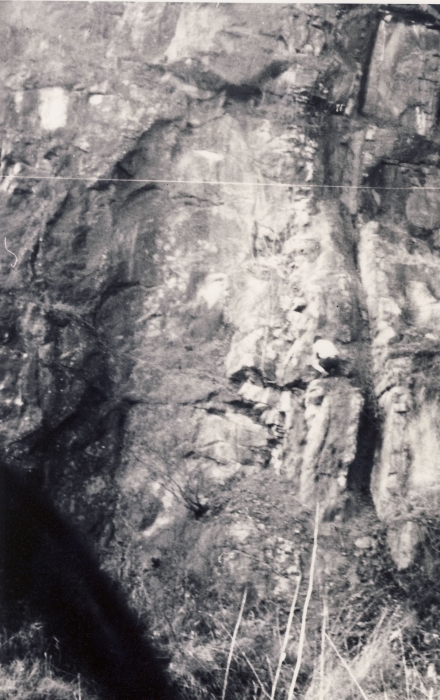 1974 clan nuova strada - sPioX -uscita fossili a Campea_10.jpg