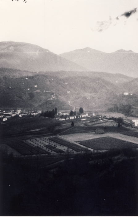 1974 clan nuova strada - sPioX -uscita fossili a Campea_5.jpg