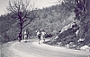 1975 clan nuova strada sPioX - uscita sui colli - in marcia_5.jpg