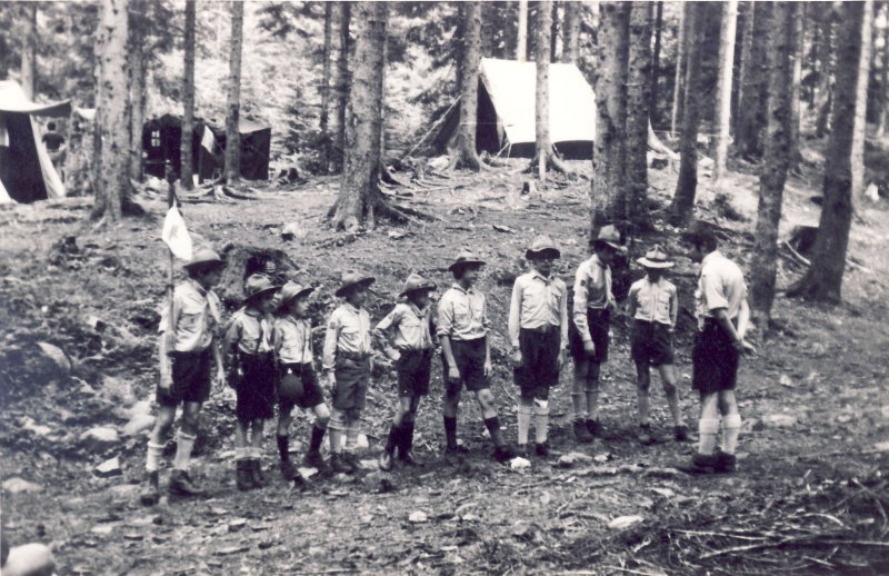 1975 rip sPioX e MdRovere -campo chiaro mattino - forni avoltri - presentazione di sq_2.jpg
