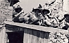 1975 rip sPioX e MdRovere -campo chiaro mattino - forni avoltri - uscita di rip-riposo in forcella_1.jpg