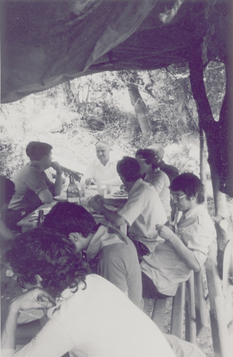 1976 clan nuova strada - sPioX - Vito d'asio - campo di servizio - vitodasio2.jpg