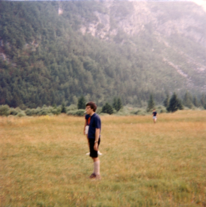 1977 Rip sPioX - campo dei 12 fuochi - Claut - gioco_1.jpg