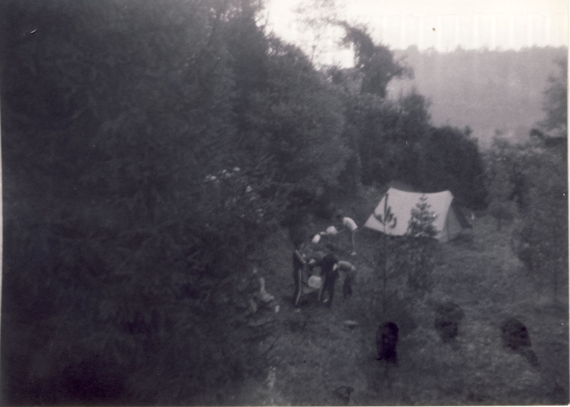 1977 Rip sPioX - campo dei 12 fuochi - Claut -angolo di sq.jpg