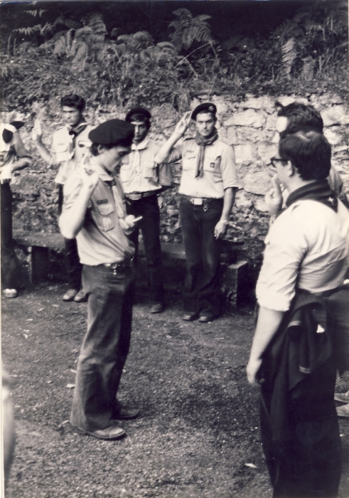 1978g campo mobile internaz FSE - Lourdes - cerimonia impegno C Demattè-clan la quercia.jpg