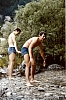 1978 Rip sPioX - campo del nuovo sentiero - Clauzetto Vito d'Asio - toilette sul torrente_2.jpg