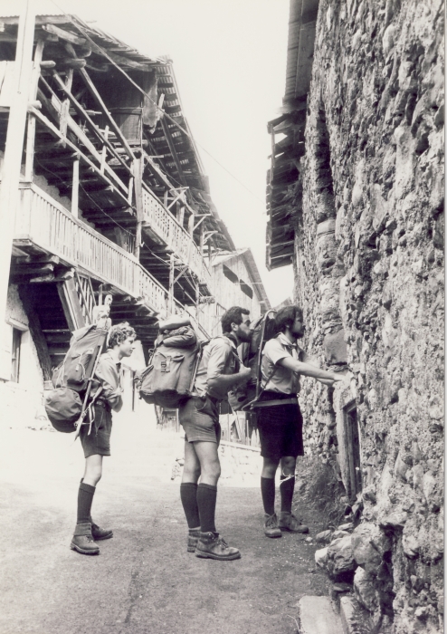 1980 Clan nuova strada - sPioX - campo mobile auronzo-forni di sopra_070.jpg