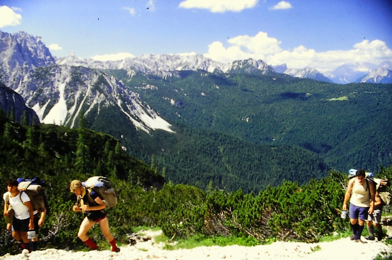 1980 Clan nuova strada - sPioX - campo mobile auronzo-forni di sopra_125.jpg