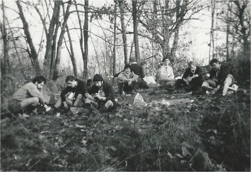 1980 Clan nuova strada - attività topografia - Montello 1.jpg