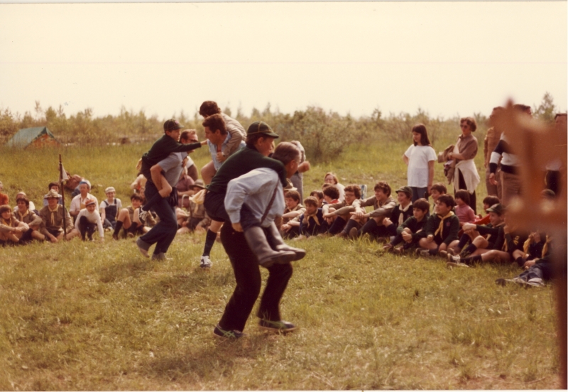 1980 Gruppo TV2° - festa dei genitori al Piave_10.jpg