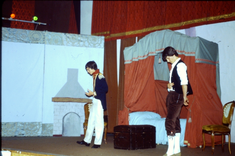 1982 Clan Nuova Strada - Fuoca La cordata - Sior Todaro brontolon - teatro sAnna 14.jpg