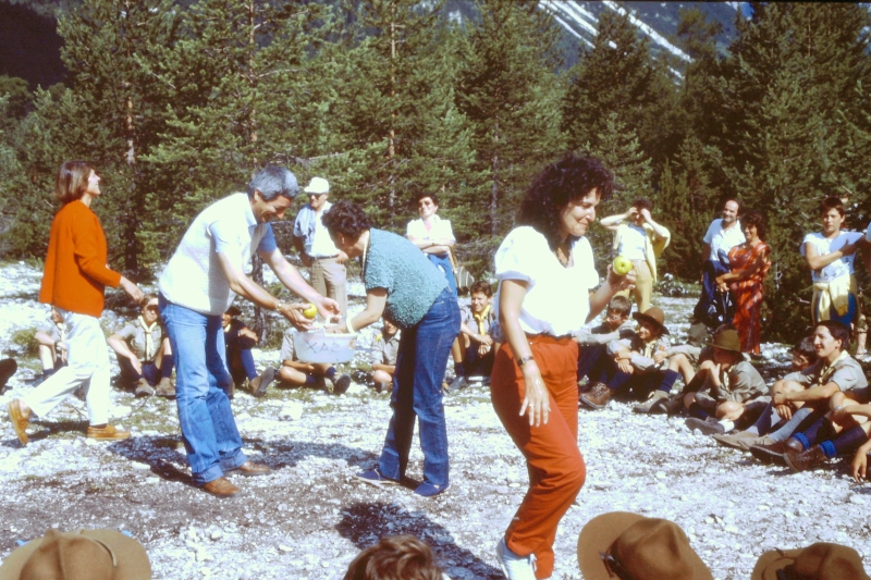 1985b GruppoTV2°Rip-sPioX-Campo-CaveDelPredil _03.jpg