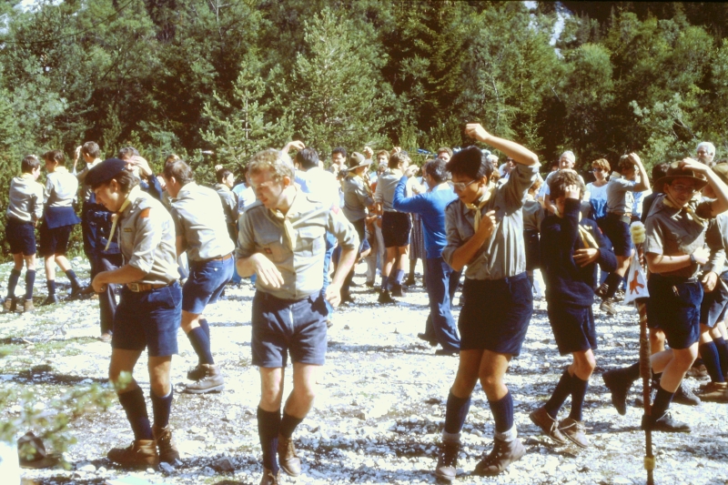 1985b GruppoTV2°Rip-sPioX-Campo-CaveDelPredil _05.jpg