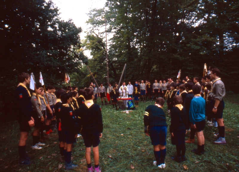 1990 136 V Elda 06 10.jpg