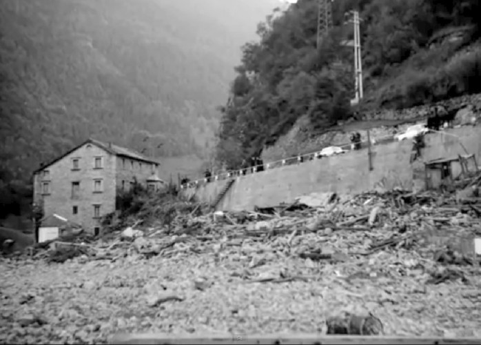 05distruzione.jpg