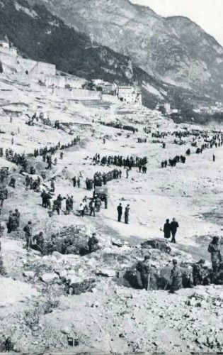 16distruzione.jpg